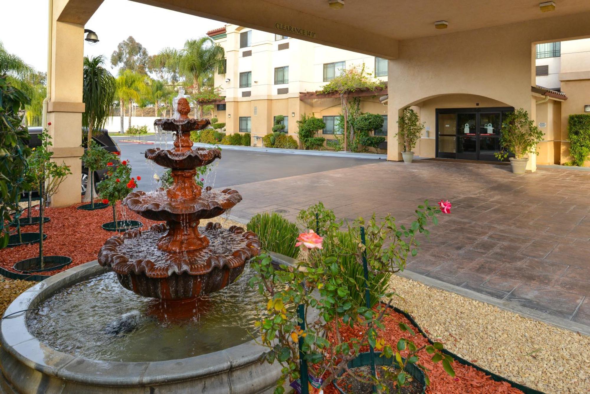 Citrus Suites Redlands Loma Linda Hotel Екстер'єр фото